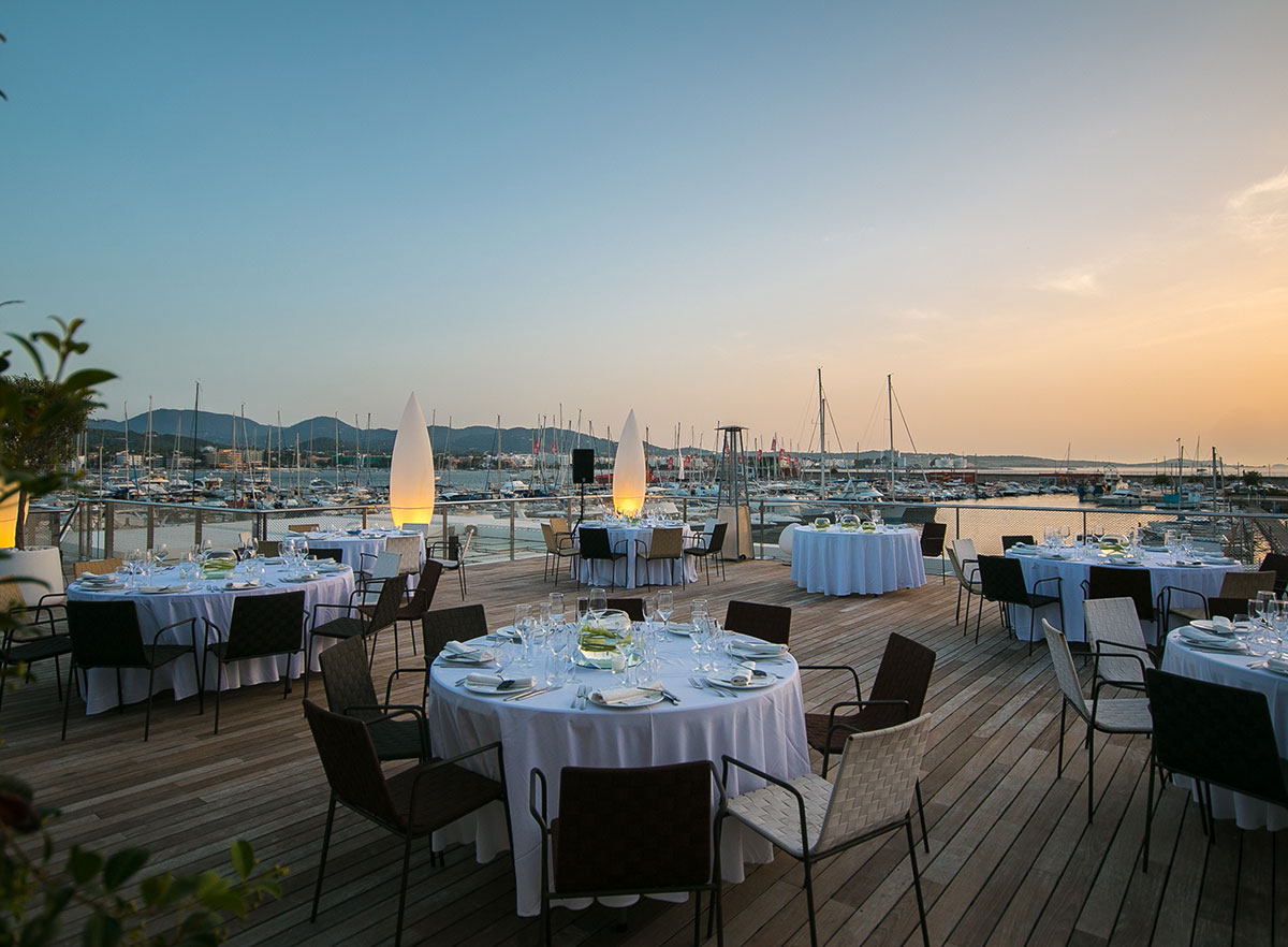 Terraza con vistas al mar